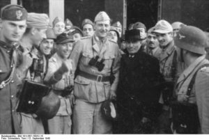 Gran Sasso, Mussolini vor Hotel