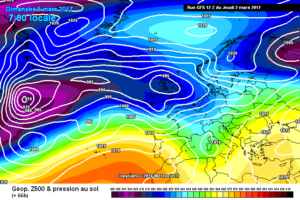 Il modello GFS ci mostra la situzione a 500 hpa, in cui sull'Italia si nota un minimo depressioonario la quale apporterà maltempo diffuso sull'Abruzzo