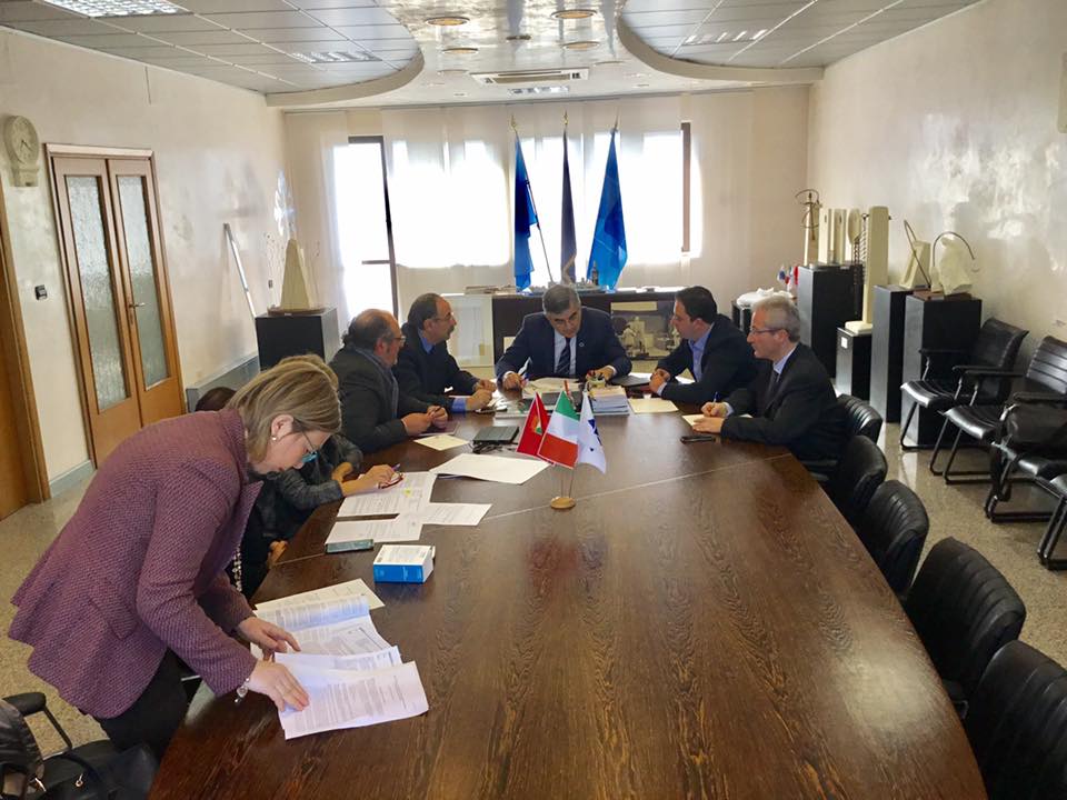 Rifiuti, Roma attende la risposta dell’Abruzzo: la richiesta c’è, riunione lampo in Regione