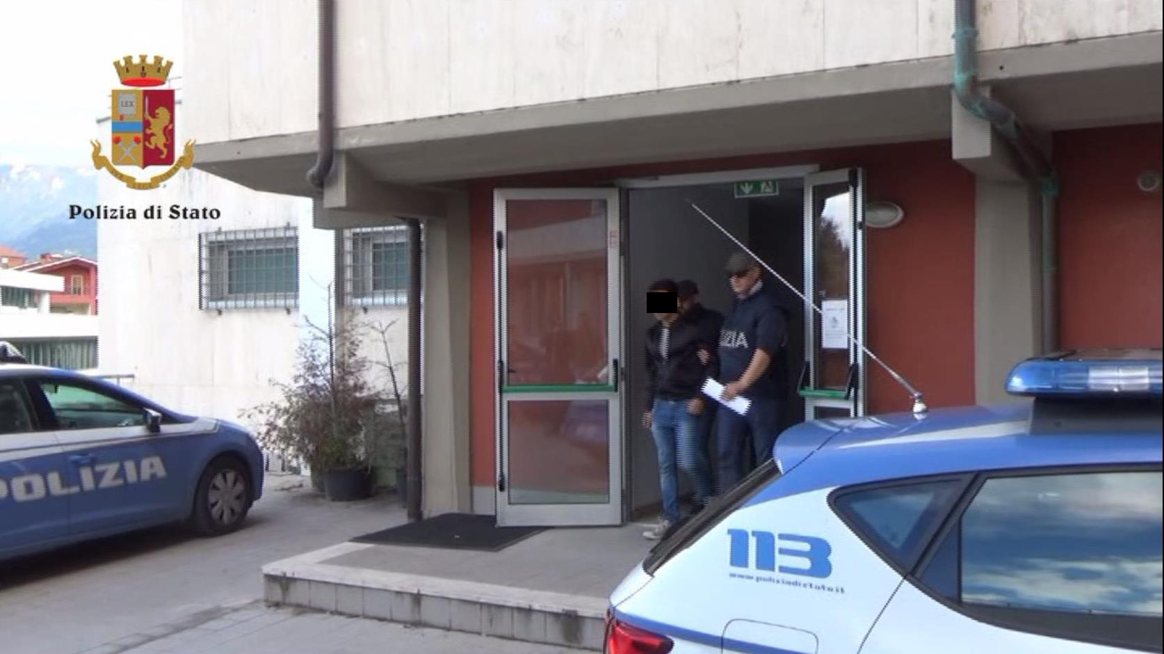 Ladro tenta la fuga in Nicaragua, arrestato prima di ottenere il passaporto (Video)