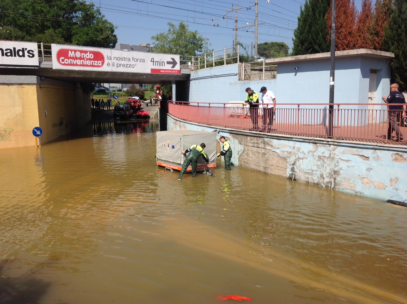 Auto intrappolate nel sottopassaggio, frana e… A Montesilvano esercitazioni per testare la macchina dei soccorsi