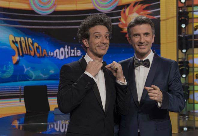 Il senatore-governatore Luciano D’Alfonso finisce su Striscia la Notizia per il caso della doppia poltrona (Video)