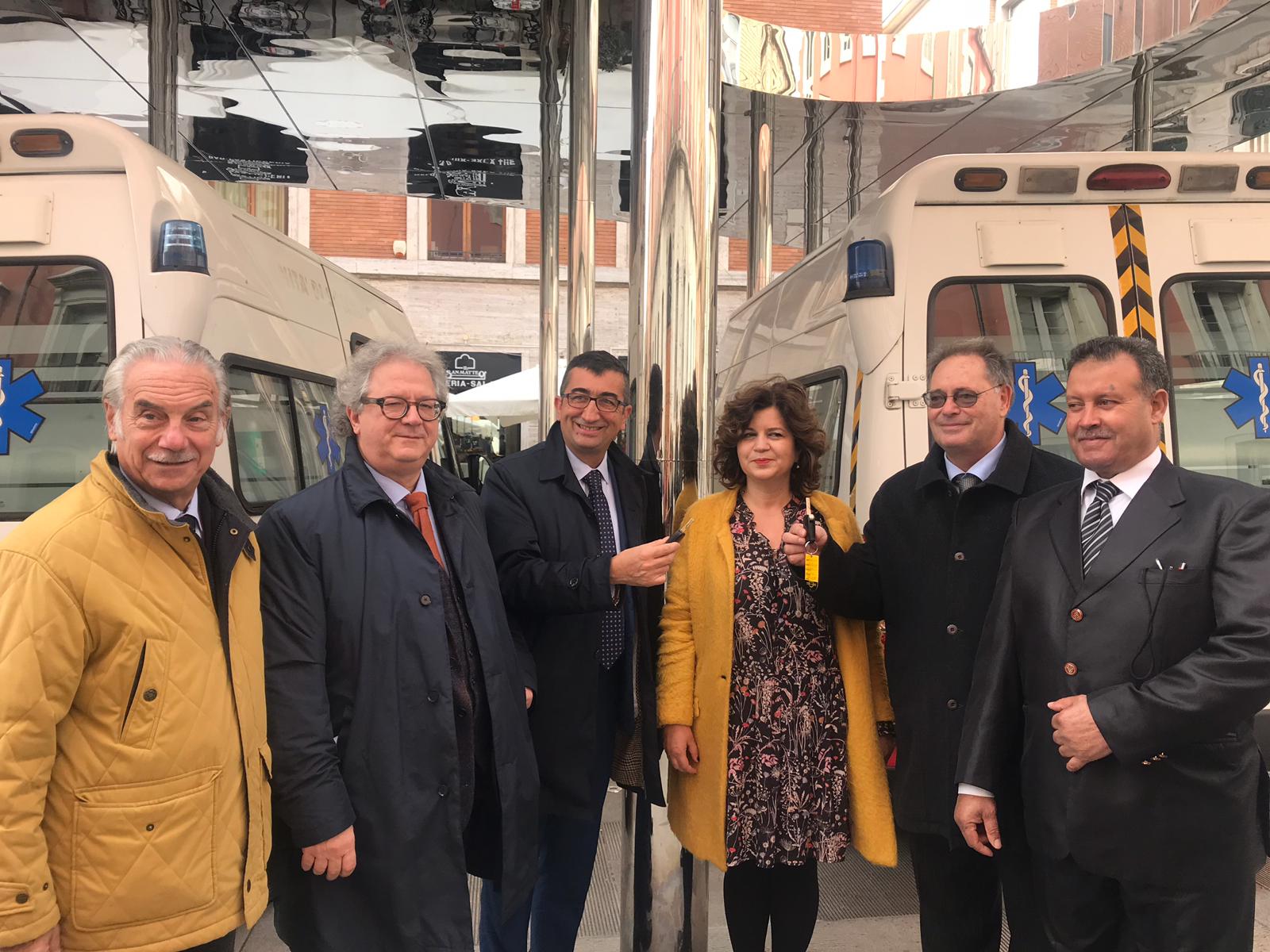 Dalla Asl di Teramo consegnate due ambulanze al Lions Club, saranno al servizio delle popolazioni bisognose