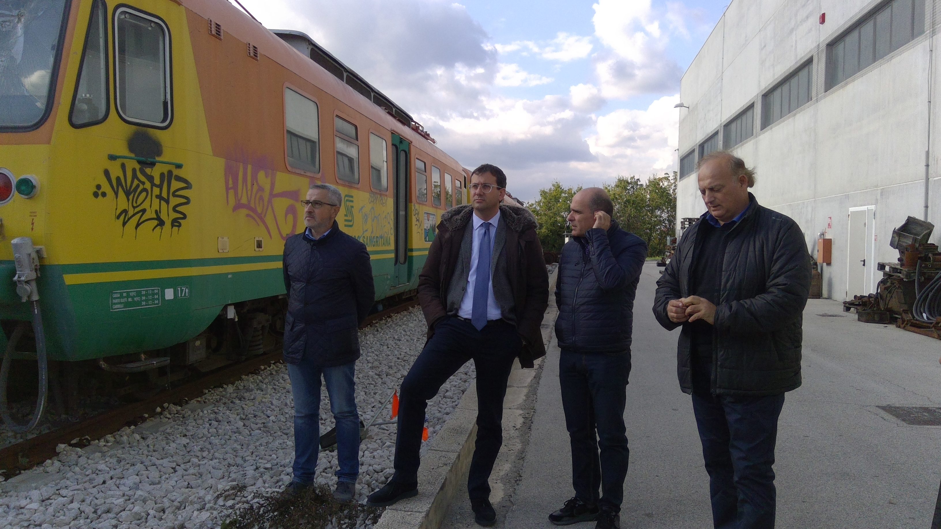 Il consigliere Di Nicola visita la sede della divisione ferroviaria di Tua: la Regione è vicina ai lavoratori