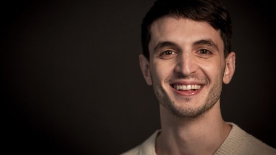 Torna su Netflix Suburra 2, la serie tv prequel dell’omonimo film di Sollima: tra gli attori l’abruzzese Giacomo Ferrara