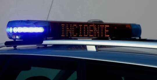 Scontro tra auto e camion sull’A24, perde la vita un automobilista. Chiuso il tratto autostradale