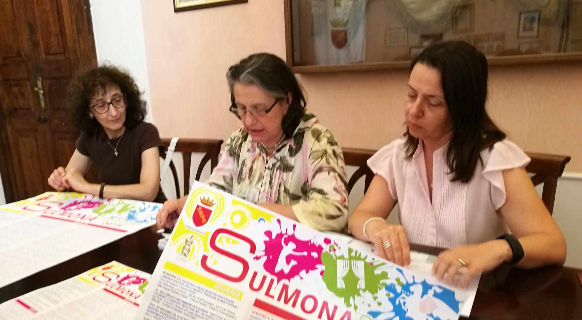 Presentato il cartellone degli eventi dell’estate sulmonese, Cozzi: cuore dell’Abruzzo per offerta di cultura