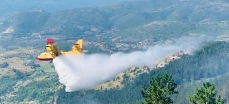 Collegamento Lazio-Abruzzo, riaperto dopo gli incendi il passo di Forca d’Acero