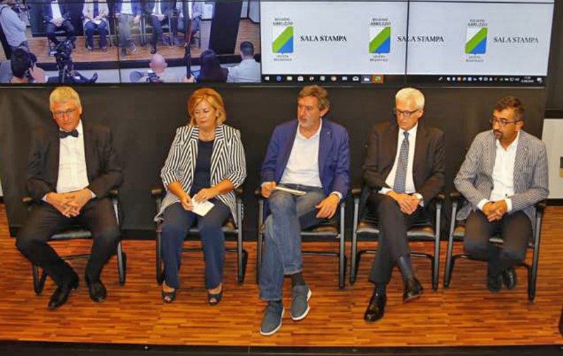 Nuovi manager Asl: prenderanno circa 150mila euro in più, oltre mezzo milione di retribuzione totale all’anno