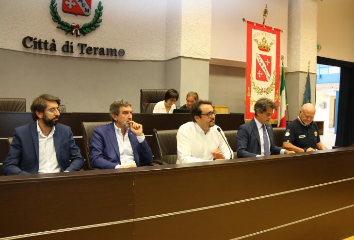 Si riunisce a Teramo il comitato per la ricostruzione, Marsilio: priorità snellimento procedute e allocazione personale