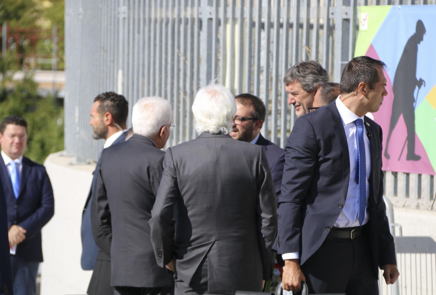 Mattarella all’Aquila per il nuovo anno scolastico, l’appello di Marsilio: norme semplificate per la ricostruzione