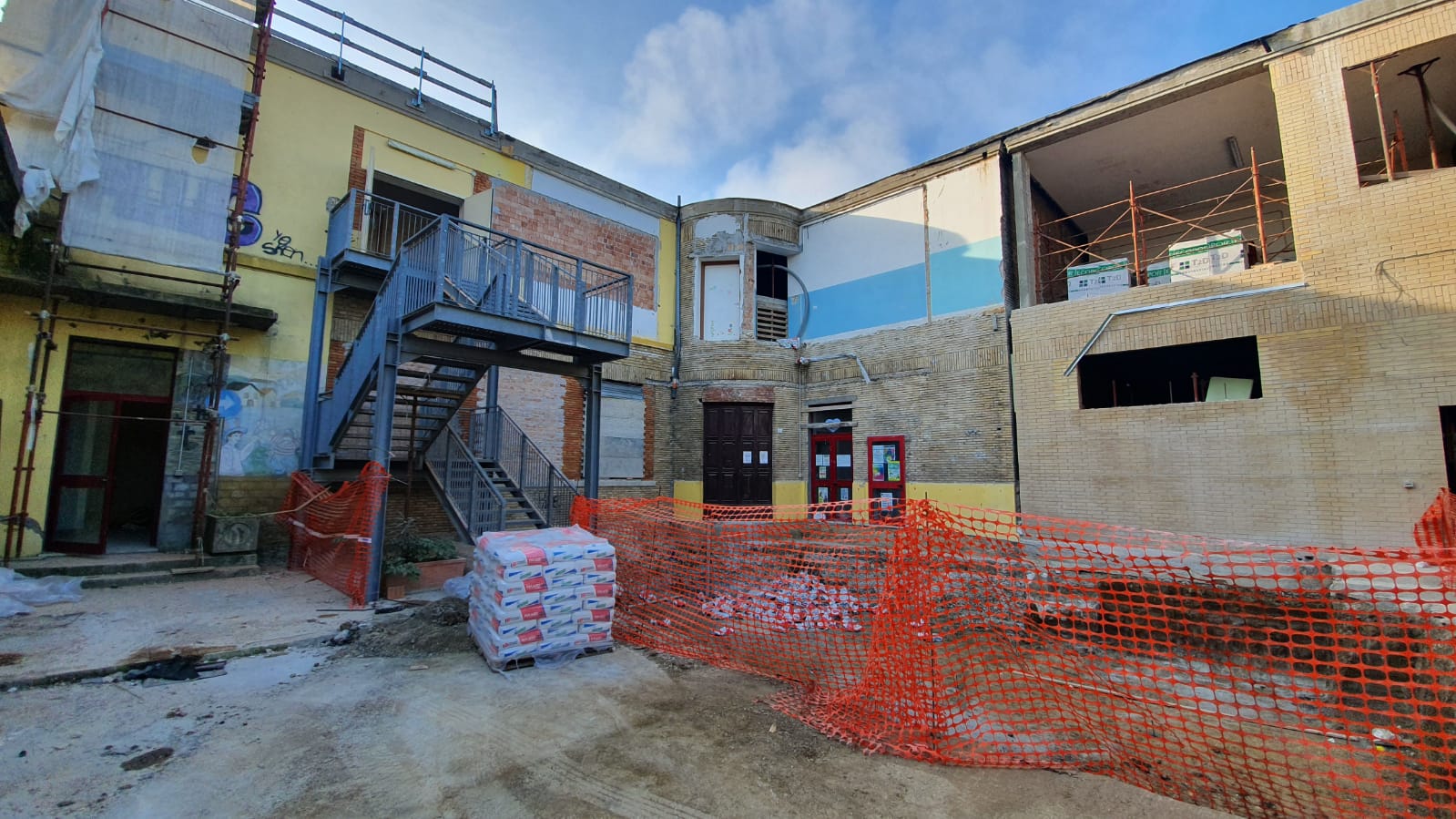 Nuovo sopralluogo al cantiere della scuola di Colleranesco, l