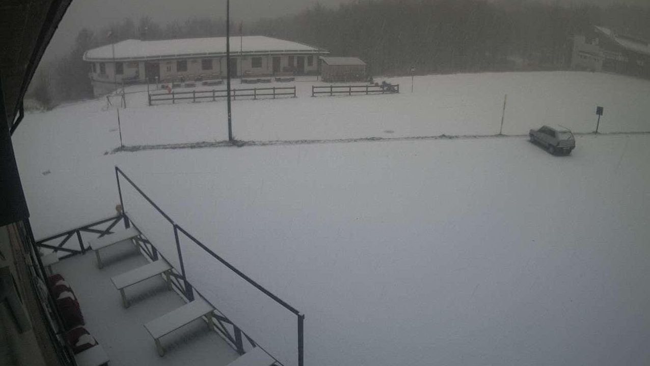 Arriva la neve in Abruzzo, imbiancati i settori orientali del Gran Sasso: temperature sotto lo zero