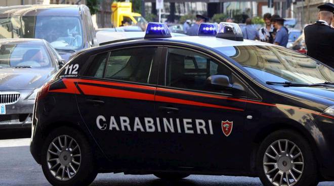 ‘Ndrangheta, arrestato l’ex comandante provinciale di Teramo Naselli. Maxi operazione con oltre 300 misure cautelari