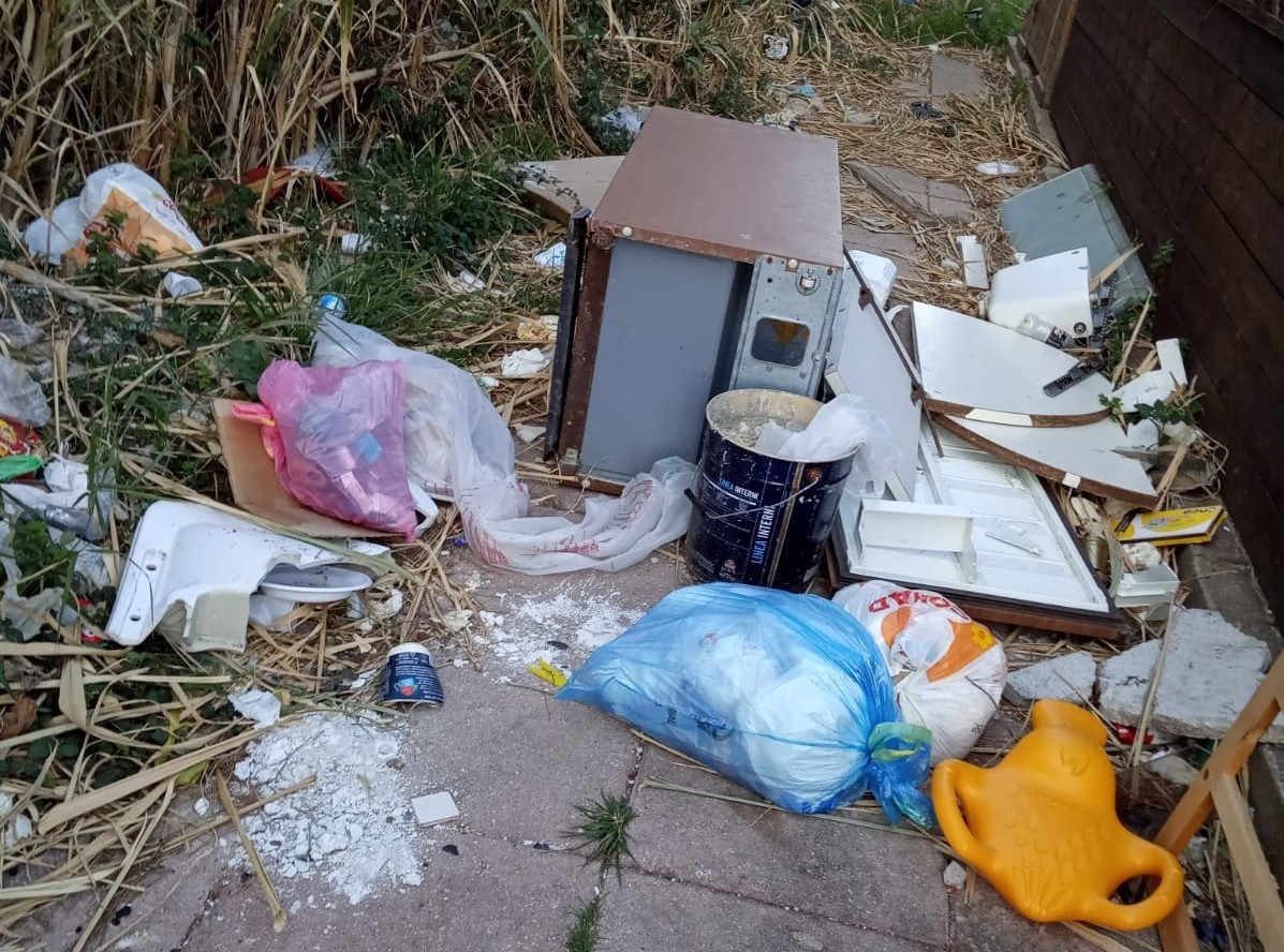 Discariche abusive a San Salvo, la denuncia del Pd: l’amministrazione comunale deve intervenire