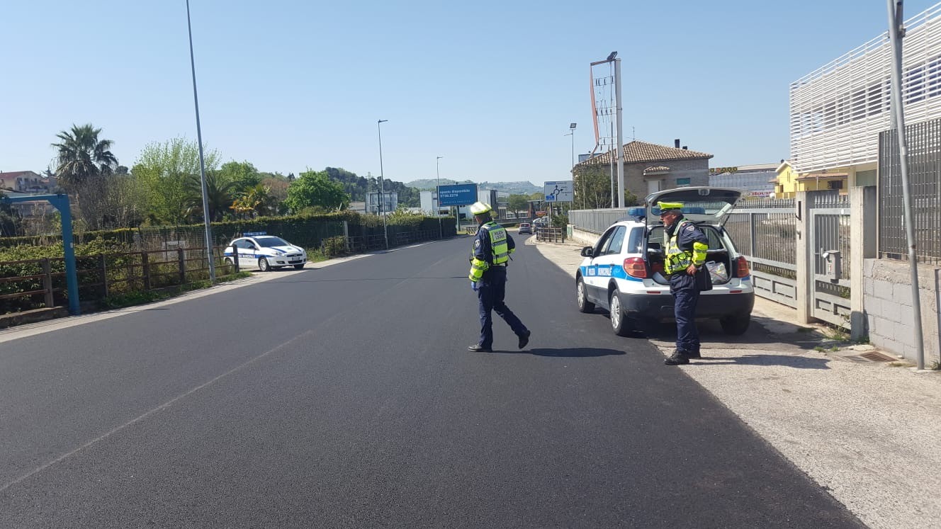 Coronavirus, a Silvi oltre 7mila controlli della polizia locale su cittadini e attività: 60 le sanzioni