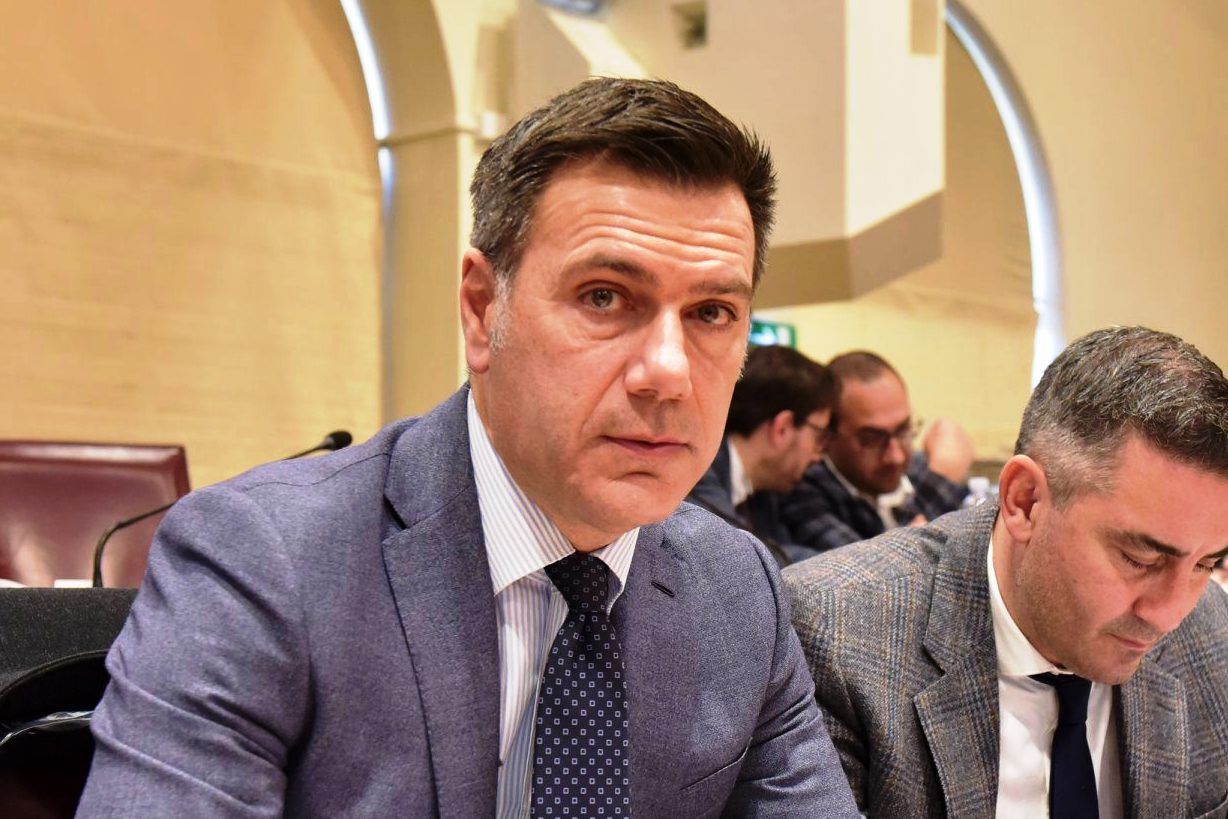 Covid e affitti commerciali, Testa: “il governo confermi misure a fondo perduto, Regione al lavoro per aiuti economici”