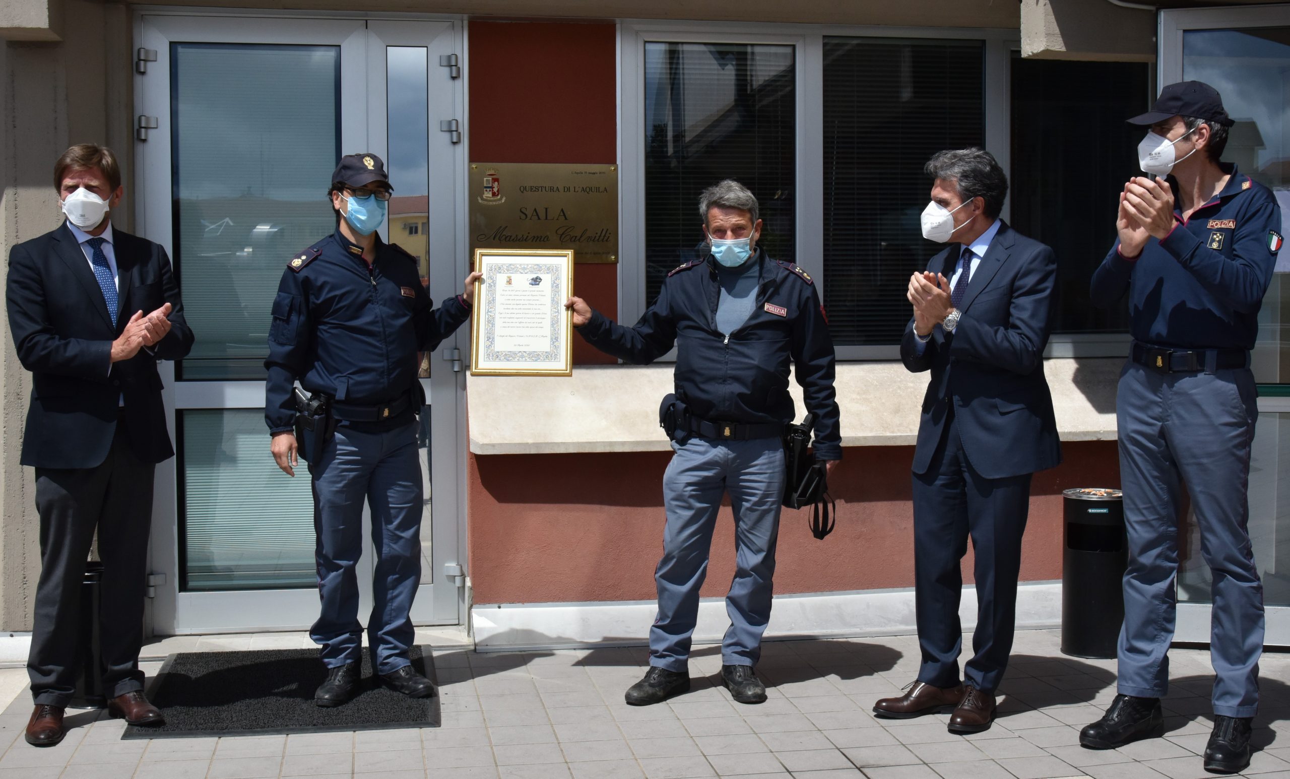 Il questore dell’Aquila saluta i neo pensionati, ricordo commosso del poliziotto ucciso a Napoli