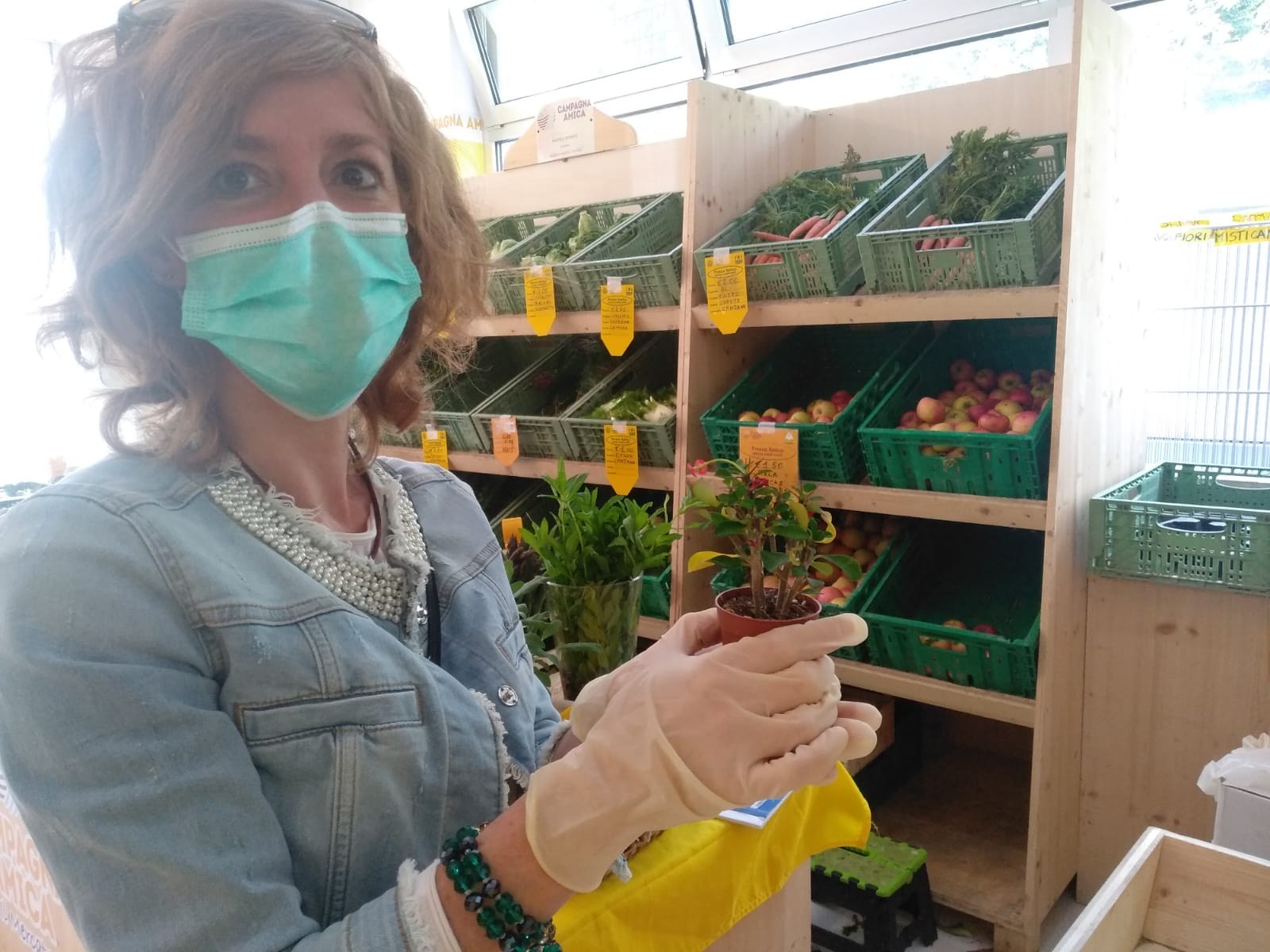 Festa della mamma, Coldiretti Abruzzo regala fiori e piante “anti-crisi” a tutte le mamme