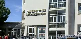 Acqua in un locale della Farmacia dell’ospedale di Vasto, cede parte del controsoffitto