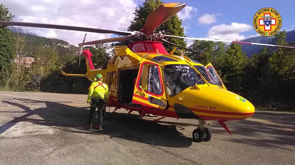 Donna infortunata lungo sentiero nella Valle dell’Orfento, intervenuto il 118