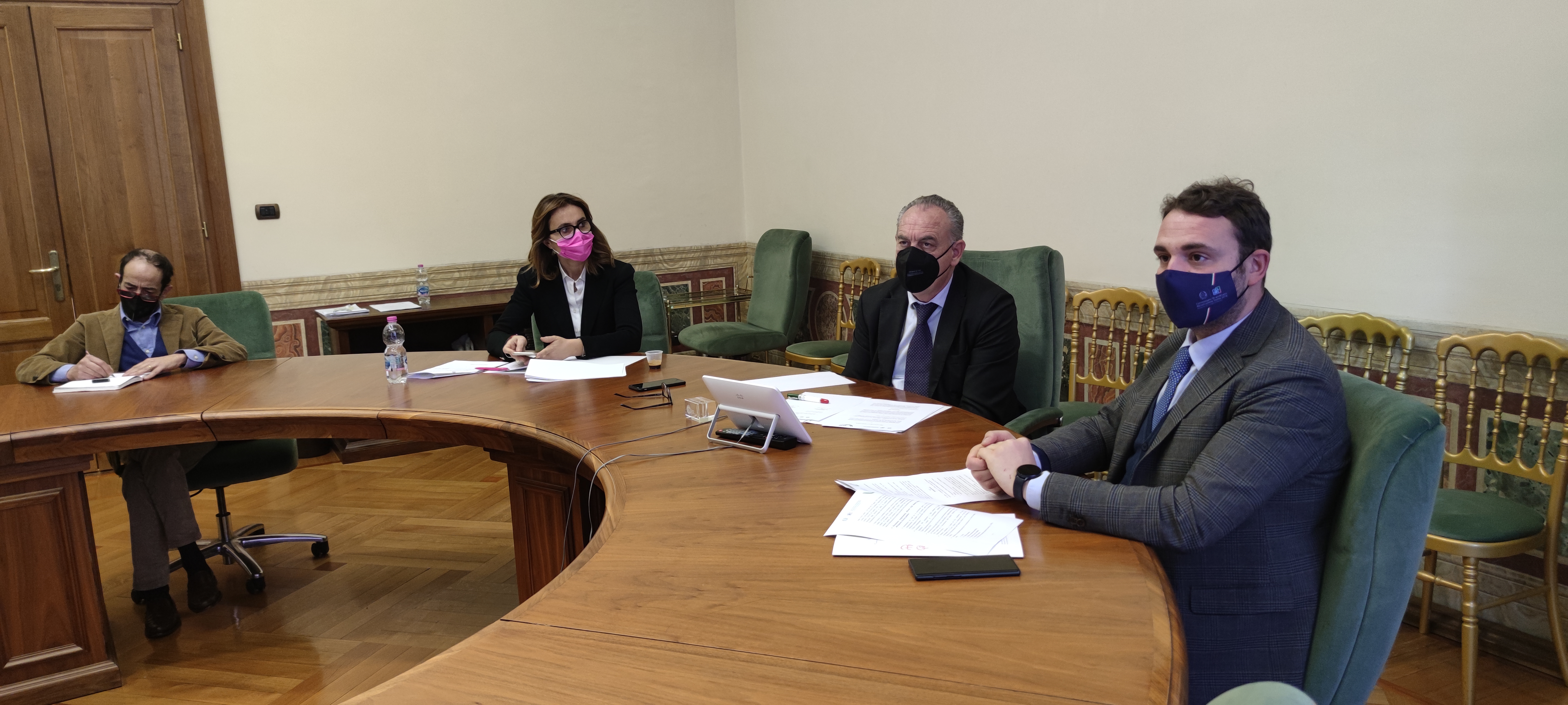 Accordo Gse e commissario per il sisma: priorità a scuole, sanità, case popolari, edifici municipali