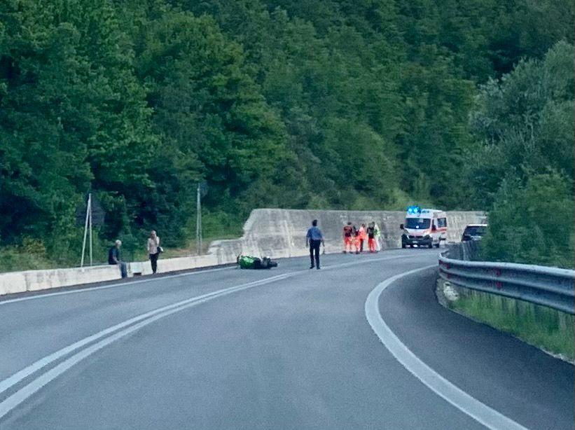 Schianto Mortale Sulla Superstrada Del Liri, Perde La Vita Un ...