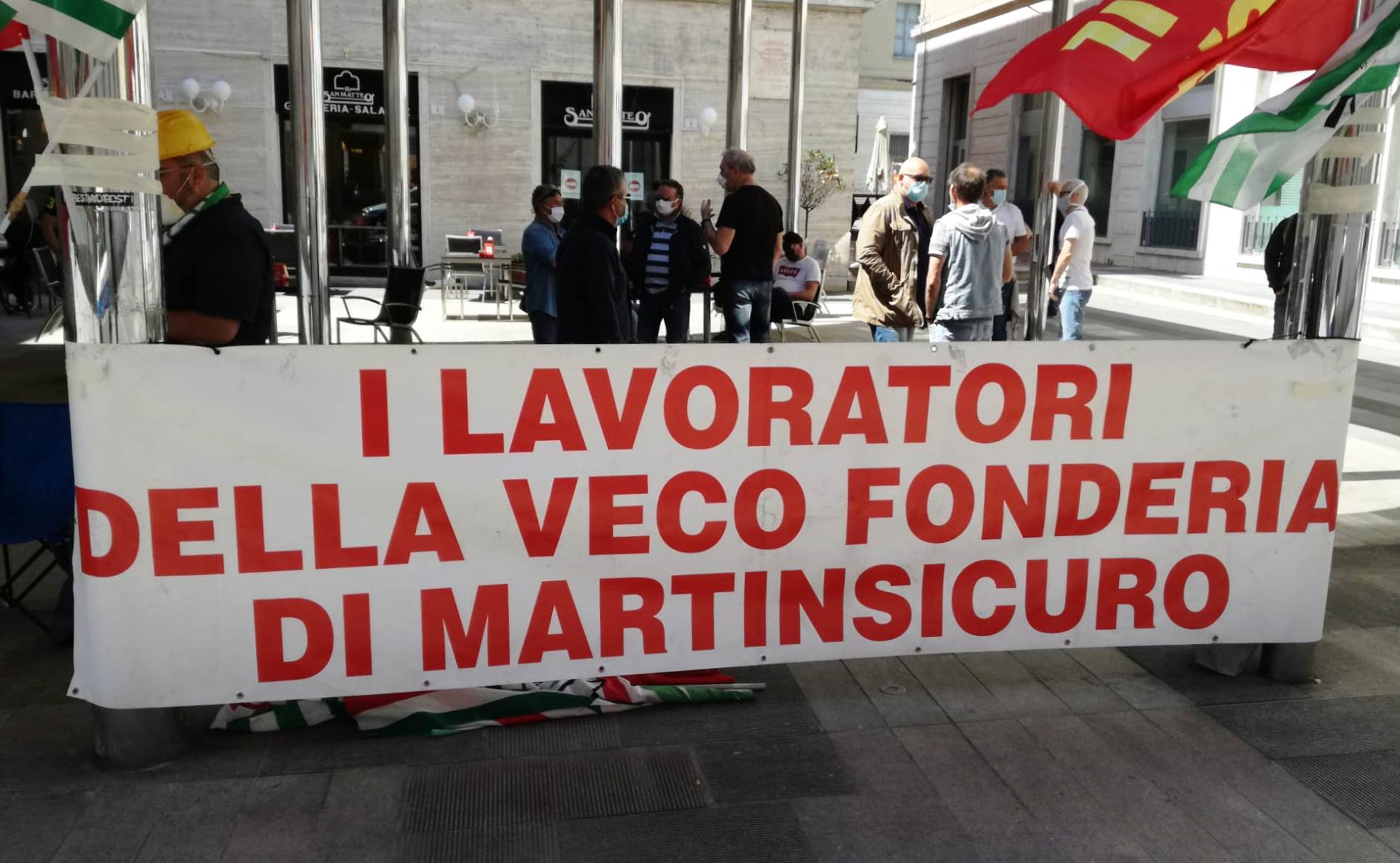 Rifondazione Comunista al fianco dei lavoratori della Veco di Martinsicuro