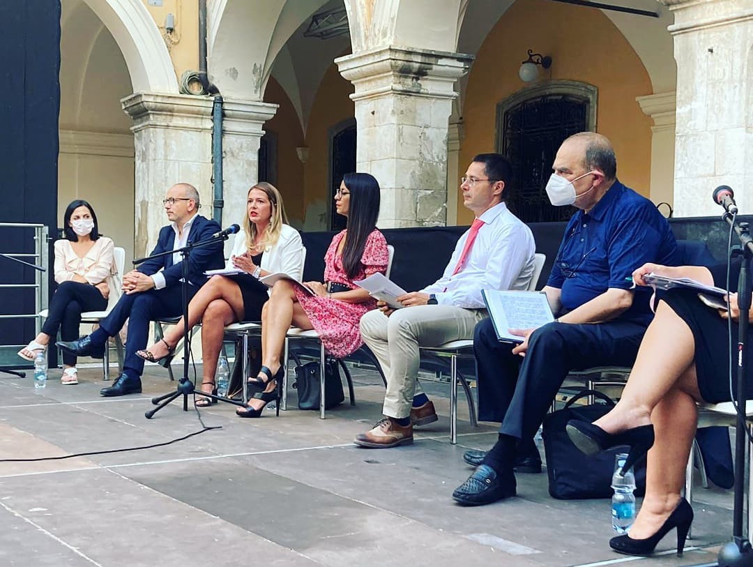 L’appello della giovane mamma affetta da sclerosi multipla: “Sul fine vita c’è bisogno di una legge”