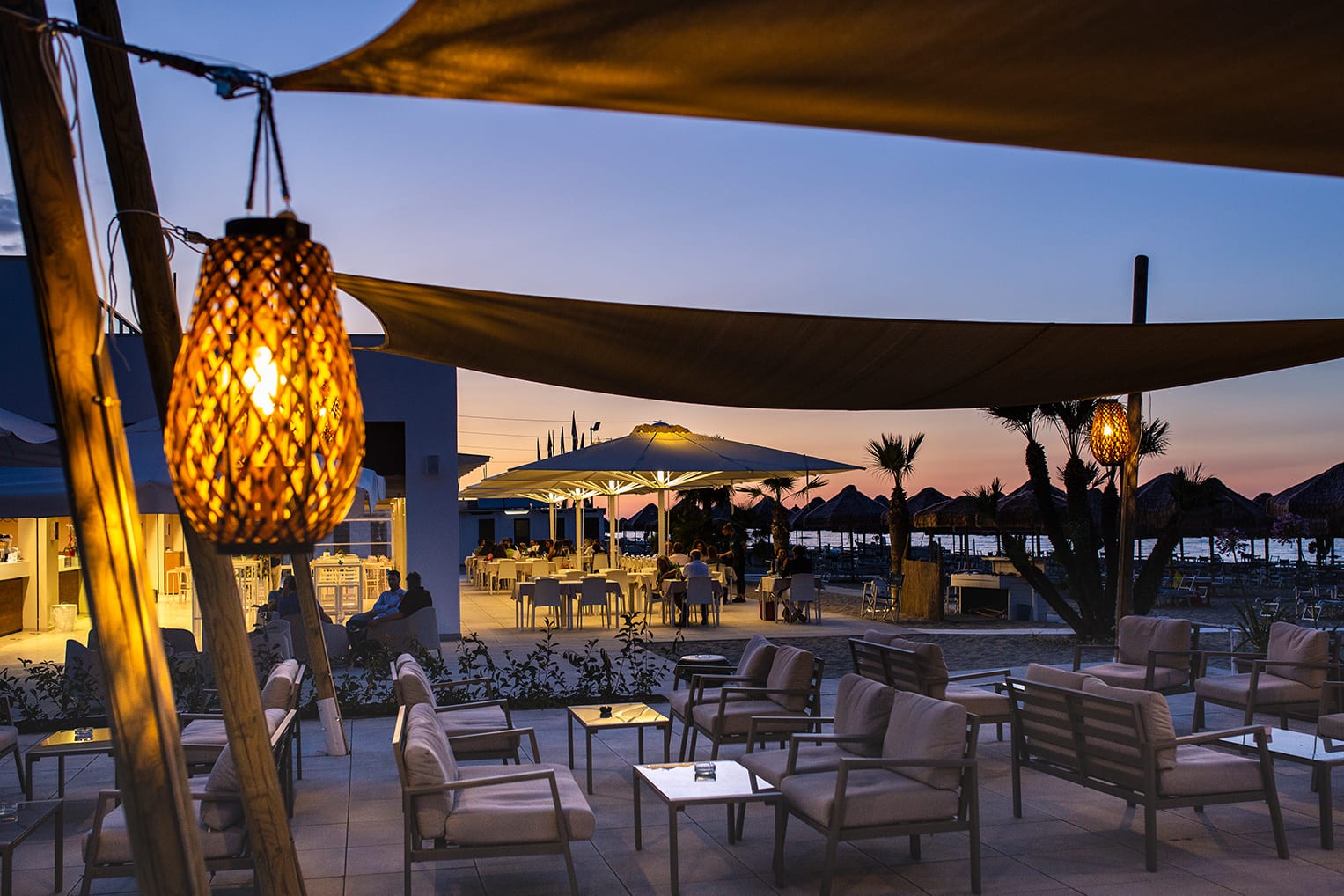 Personale della cucina contagiato dal covid, stabilimento Hawaii sospende la ristorazione