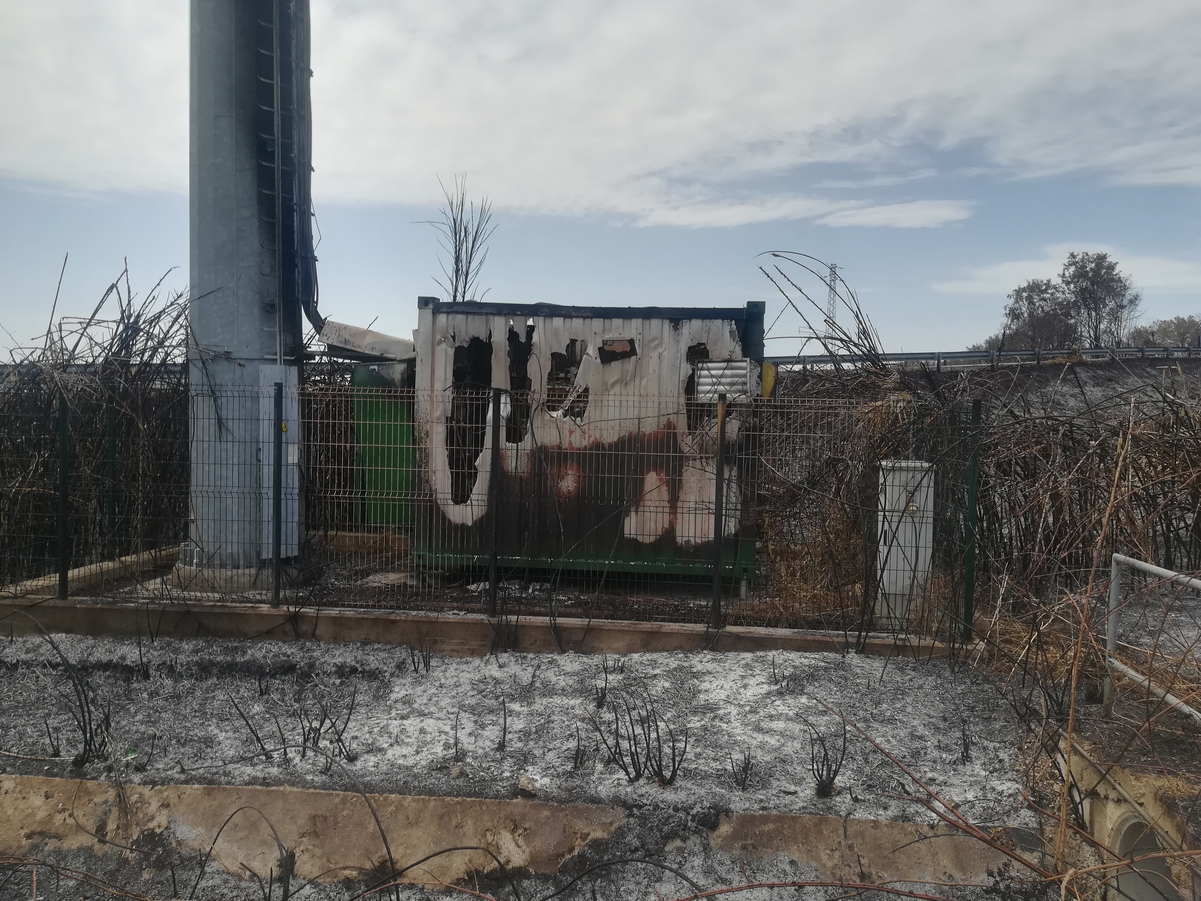 Incendi Val di Sangro: bruciano centraline, problemi a telefonia e internet