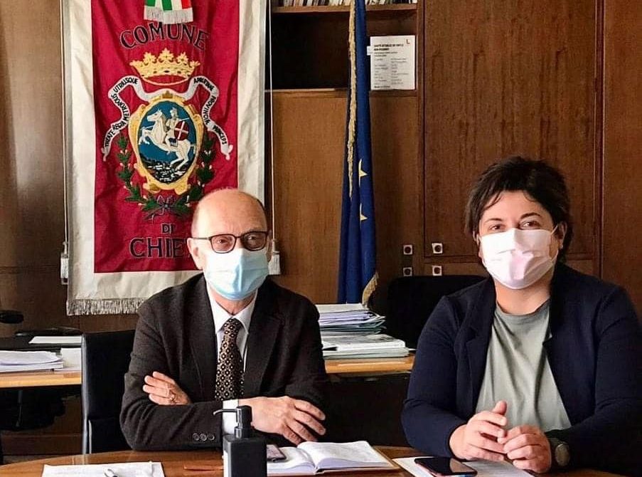 Emergenza acqua: a Chieti rifornimento con autobotti