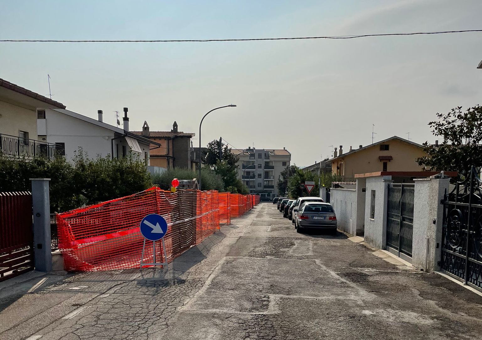 Città Sant’Angelo, proseguono i lavori di manutenzione in via Crognale