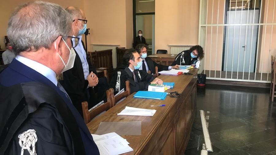Perseguita per anni la sua ex e il nuovo compagno, idraulico condannato per stalking