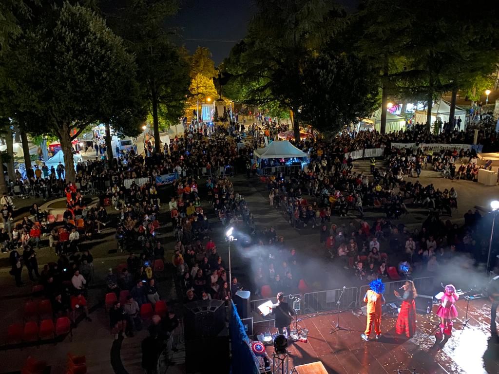 La storica manifestazione aquilana “Sulle tracce del drago” riconferma il successo di pubblico