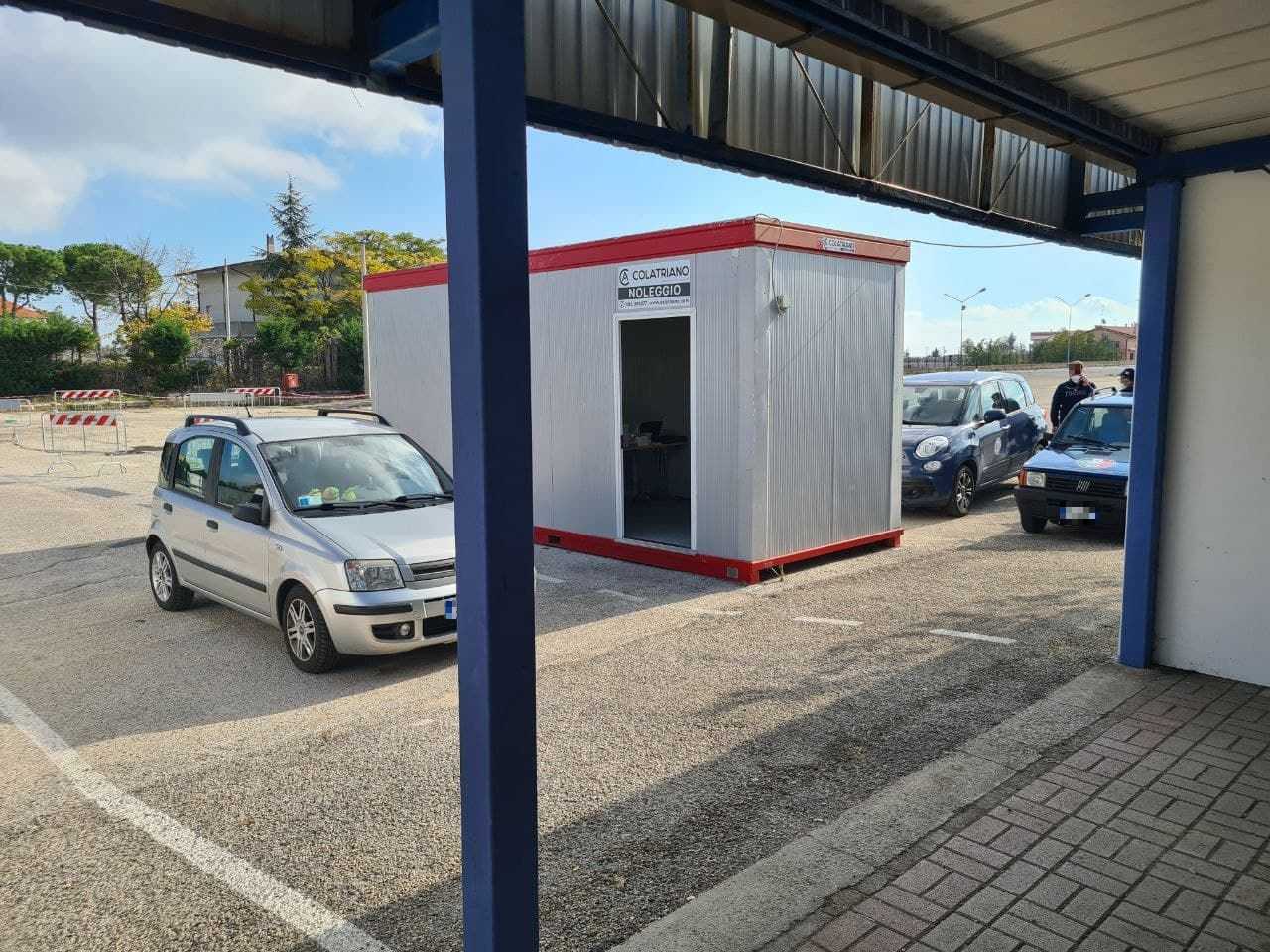 Tamponi covid, visita ispettiva di Taglieri: “drive-in nell’area fiera a Lanciano in condizioni inaccettabili”