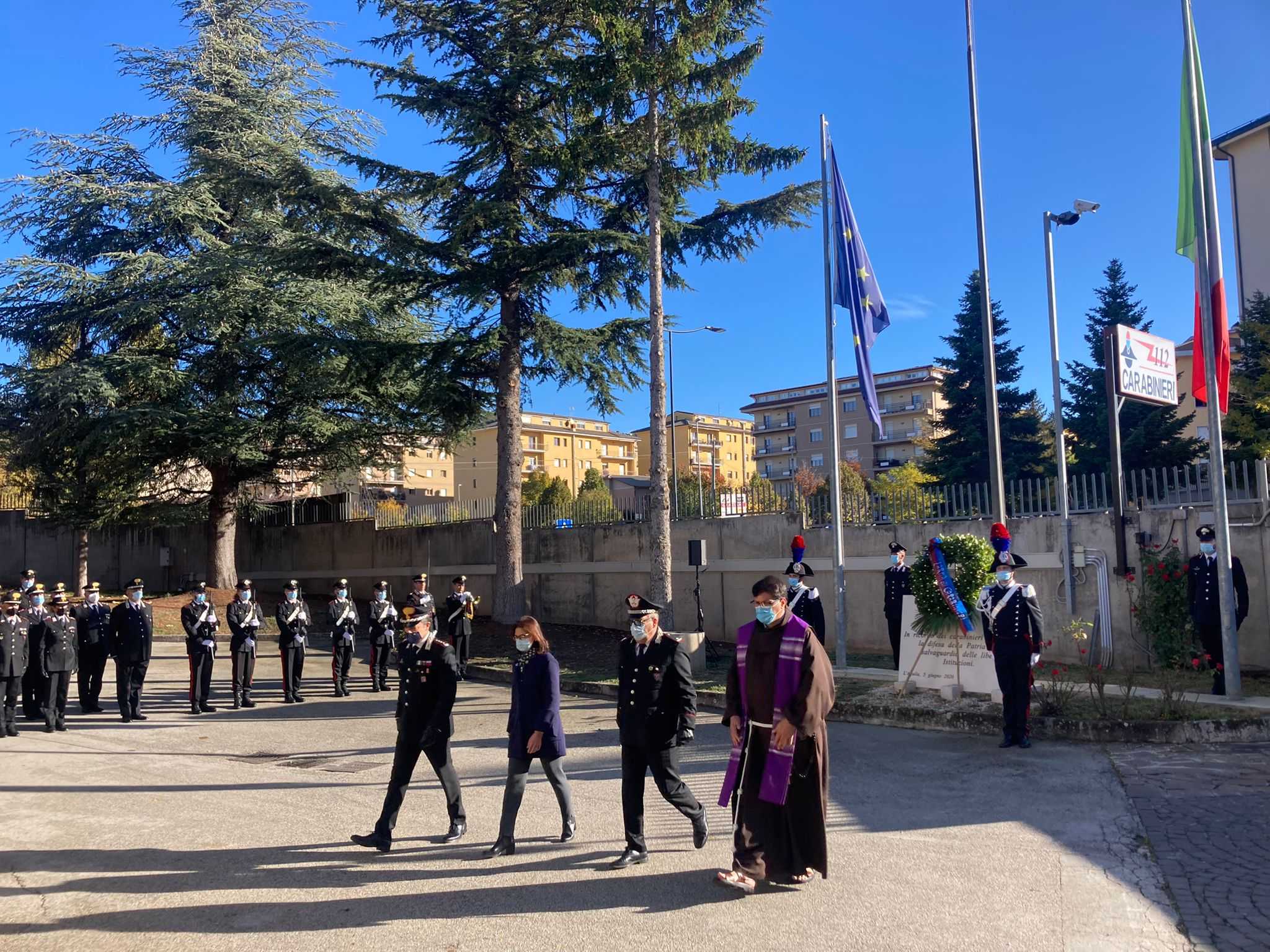 I carabinieri commemorano i caduti in guerra, il colonnello Mirante: “Difensori di democrazia e libertà” (foto)