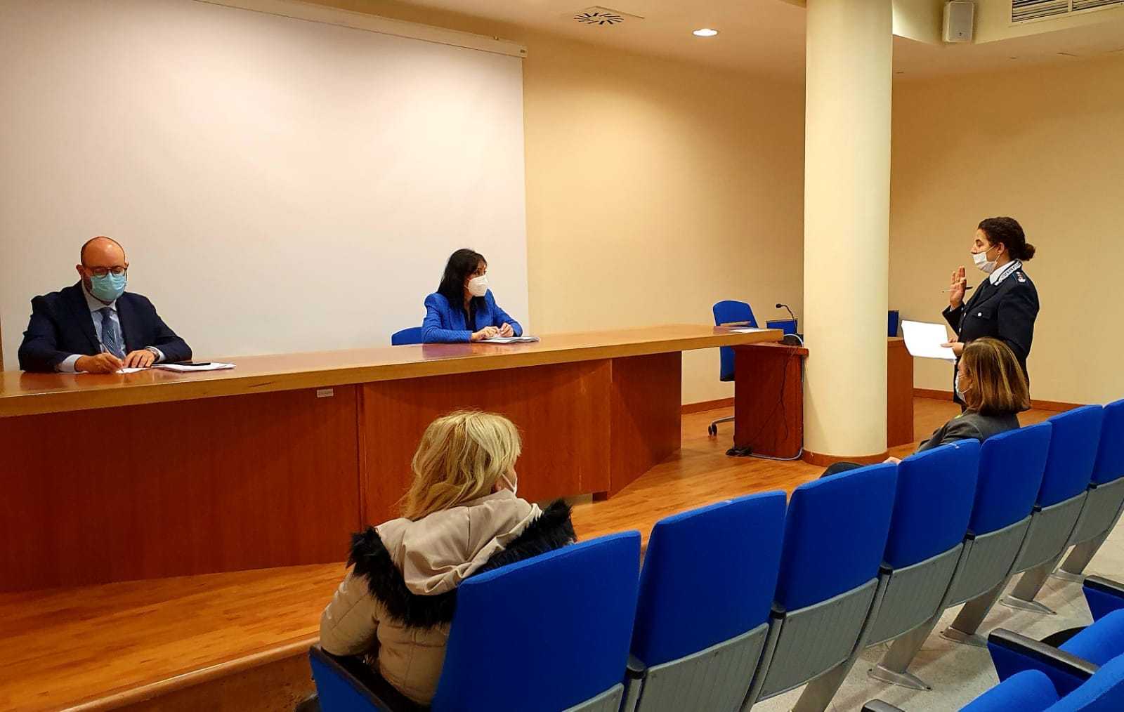 Carcere Pescara, visita Macina, sindacati: carenze organiche, limiti strutturali e logistici, situazione insostenibile