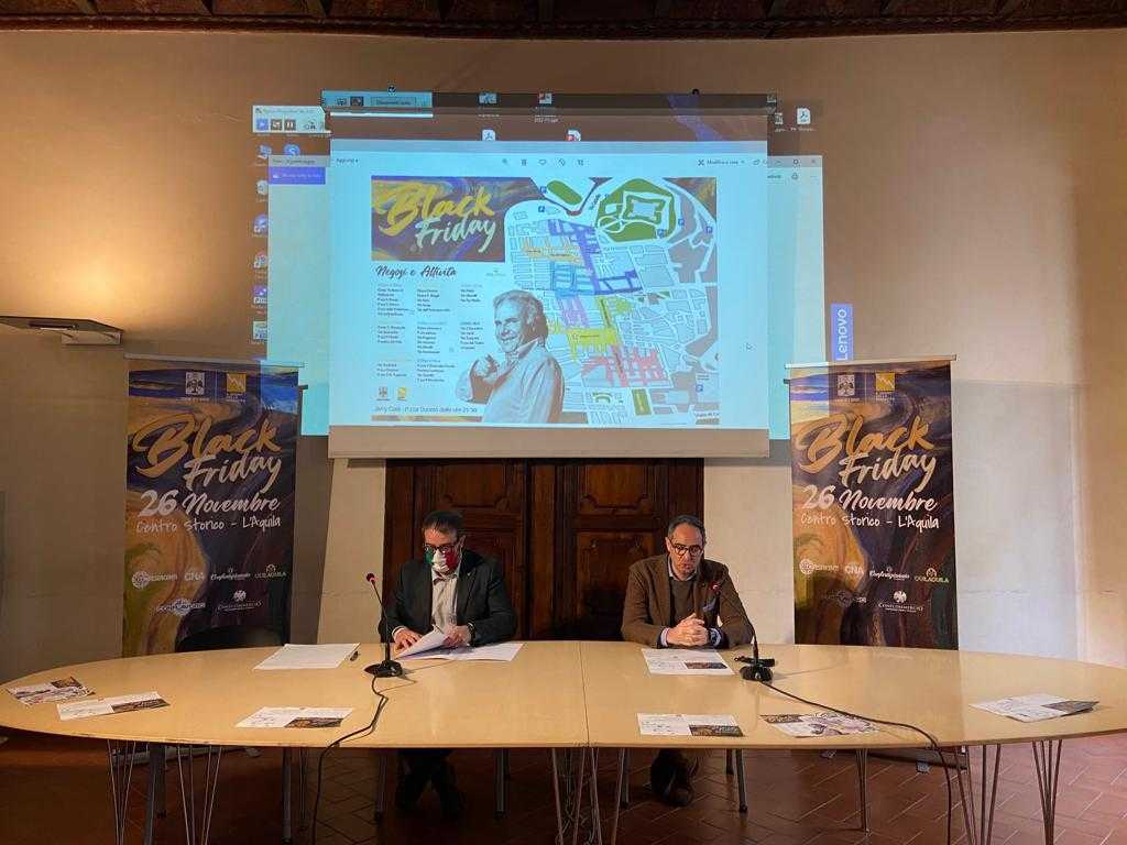 Black Friday all’Aquila, Jerry Calà ospite d’eccezione: si esibirà sotto una copertura di 1000 mq