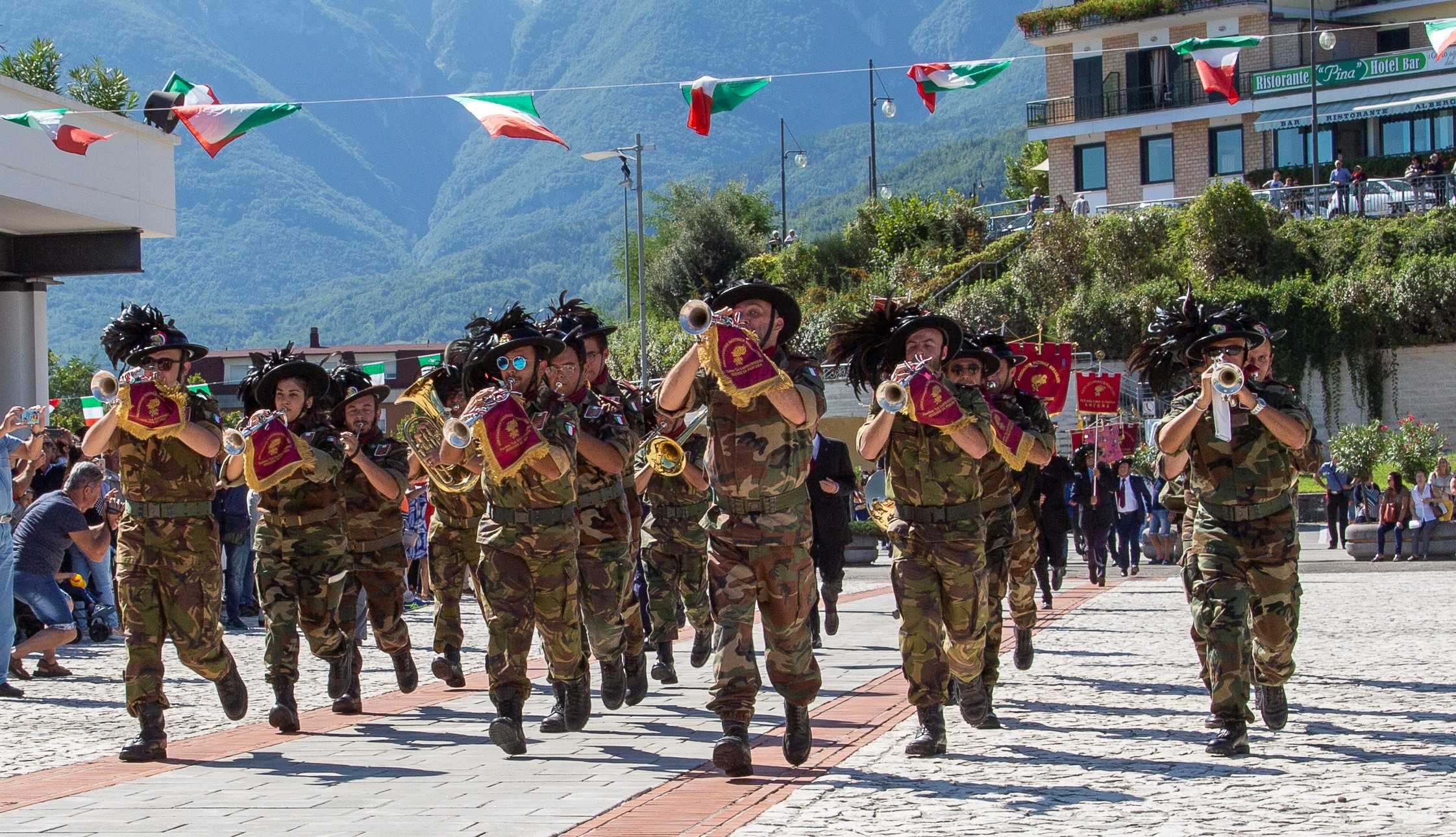 Pescara, la Fanfara dei Bersaglieri “La Dannunziana” protagonista del periodo natalizio