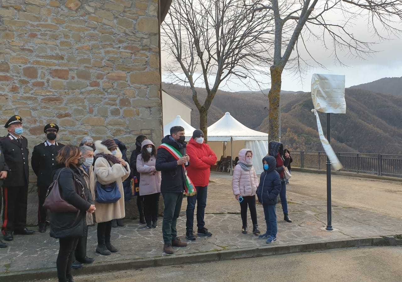 A Torricella Sicura una piazza intitolata a don Franco Marcone, il sacerdote morto a soli 35 anni
