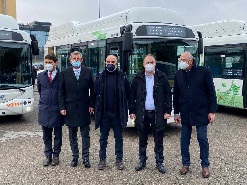 Filovia: test su strada parco con nuovi bus elettrici Tua