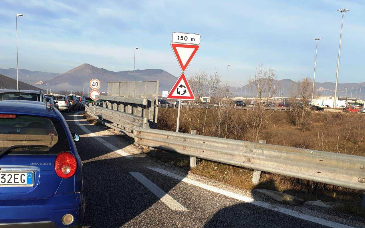 Paolucci su vaccinazioni e tamponi: “Accertamento nel caos e Regione sospende anche fornitura di antigenici ai Comuni”