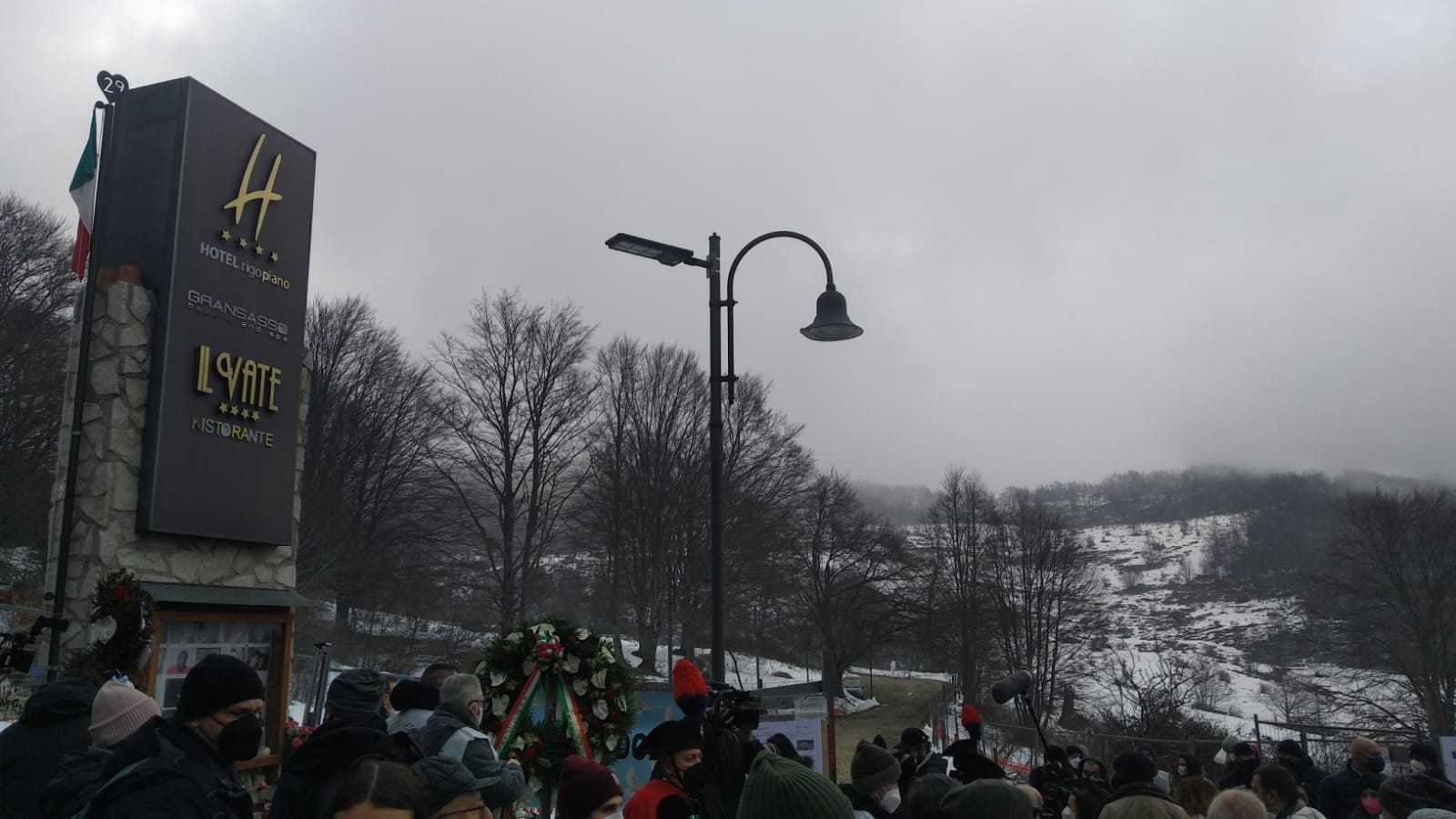 Rigopiano, Mattarella: “Saluto sentito e partecipe” a comitato