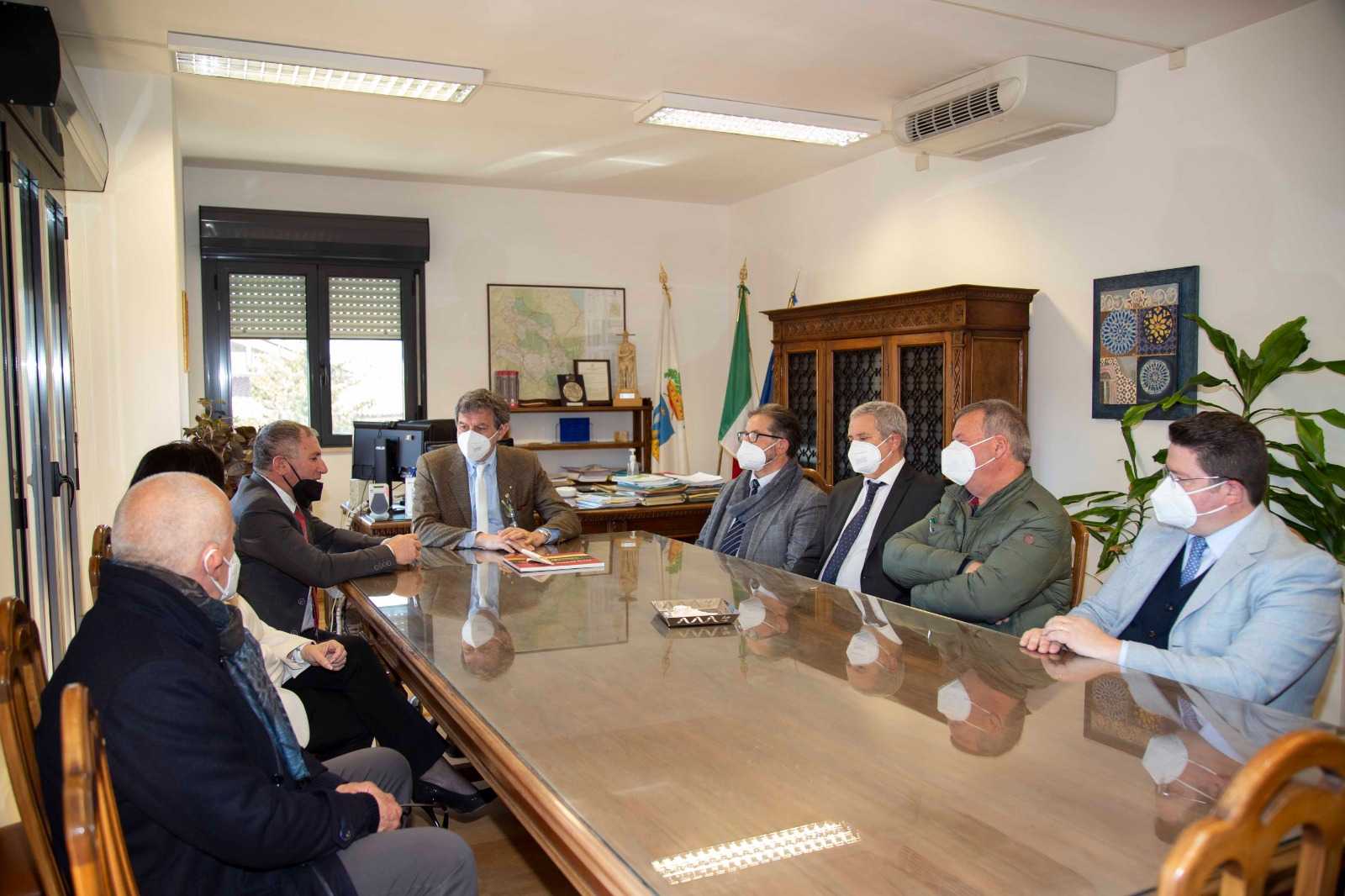 Marsilio in visita istituzionale alla provincia dell’Aquila, si parla di aree marginali