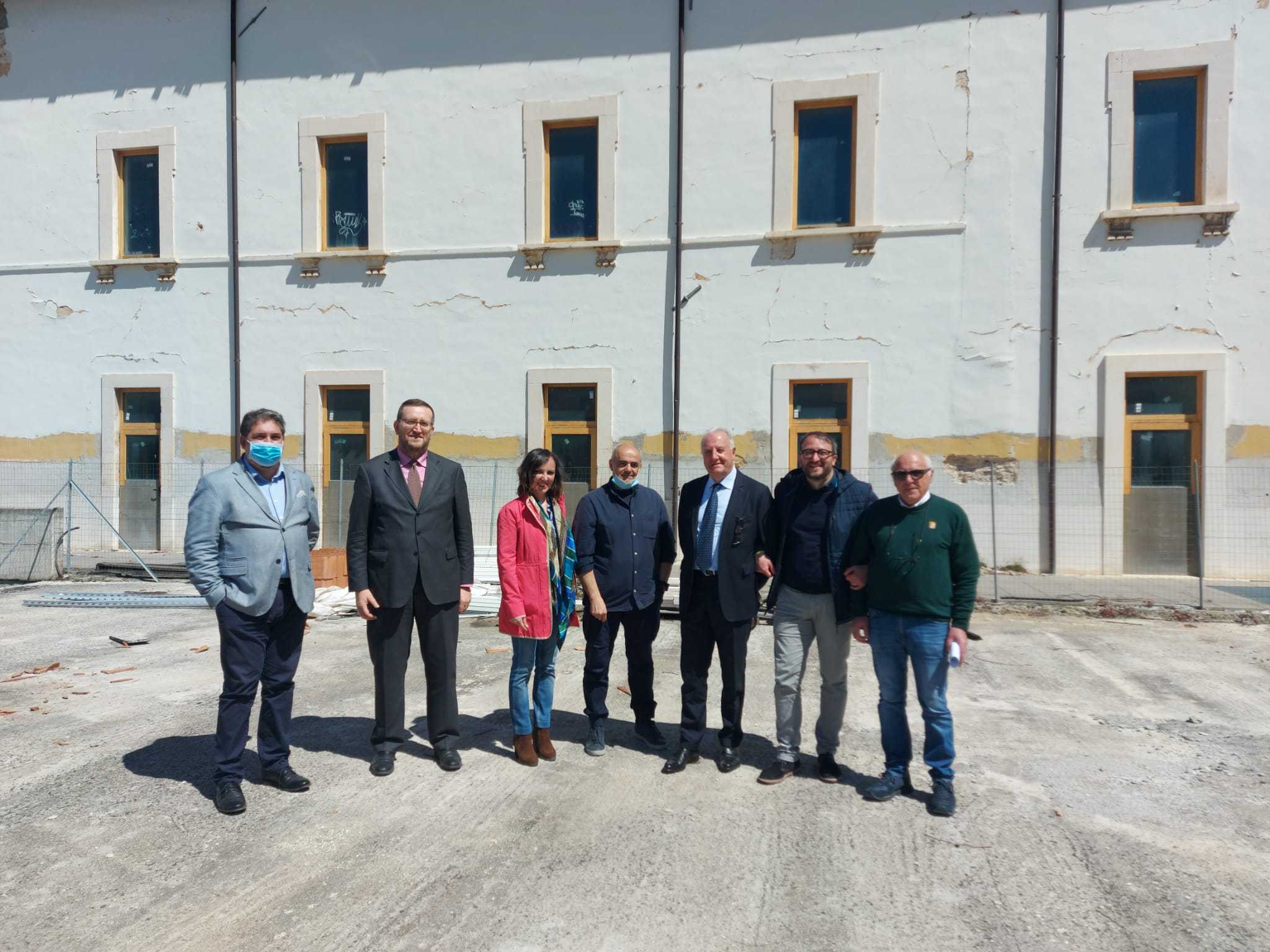 L’Aquila, consegnati lavori ristrutturazione ex liceo scientifico di via Maiella