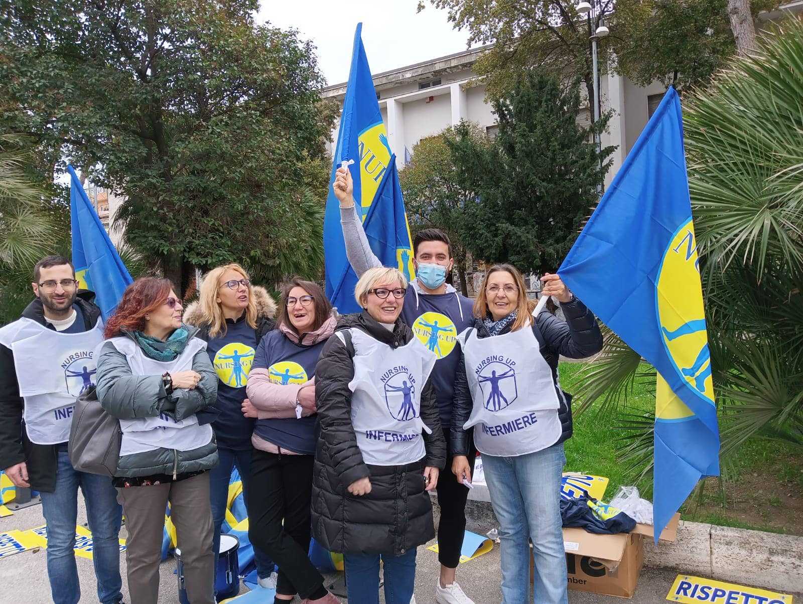 Più personale e sicurezza, infermieri Nursing up manifestano sotto all’assessorato Sanità