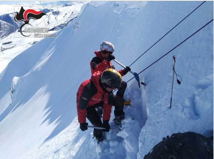 Sicurezza in montagna, stagione sciistica con meno valanghe ma tanti incidenti e soccorsi: il bilancio