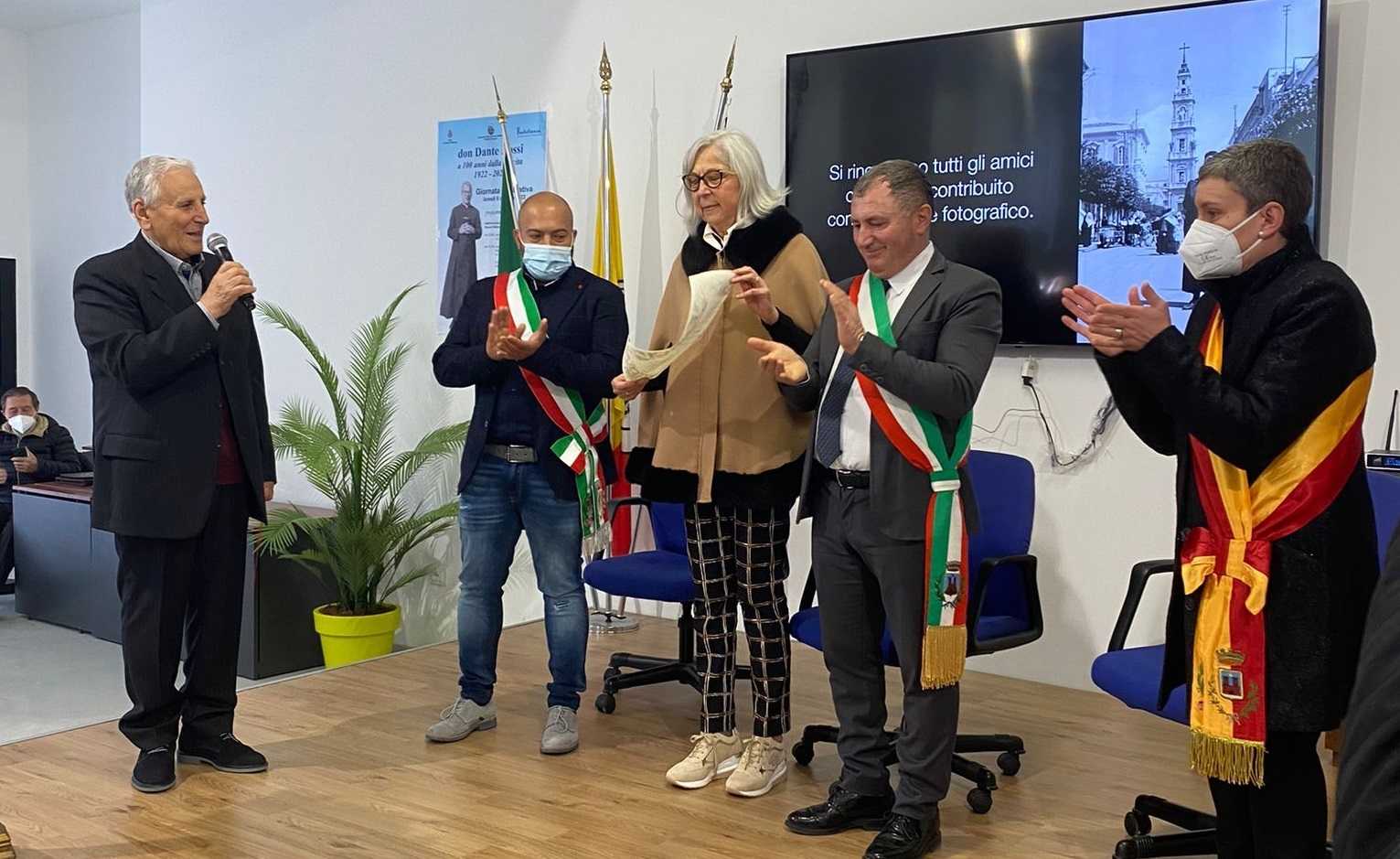 Cittadinanza onoraria a Castel di Sangro per don Dante Rossi (foto)