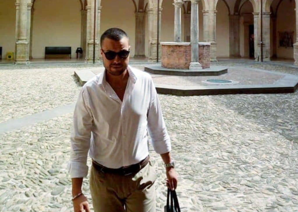 I precari della giustizia scendono in piazza, mobilitazione e protesta davanti alla prefettura